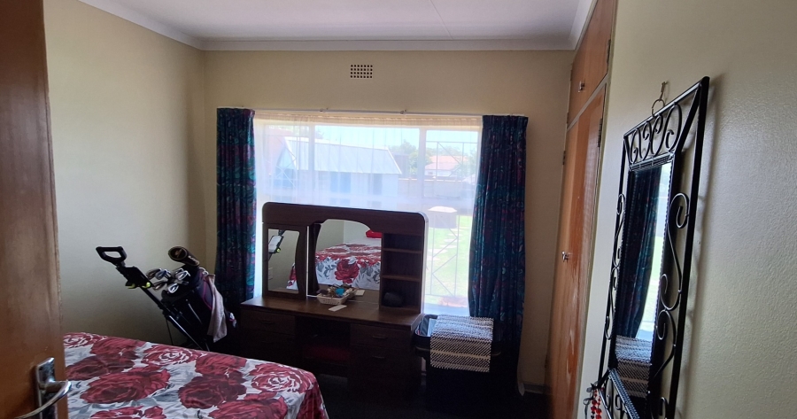 3 Bedroom Property for Sale in Sonland Park Gauteng