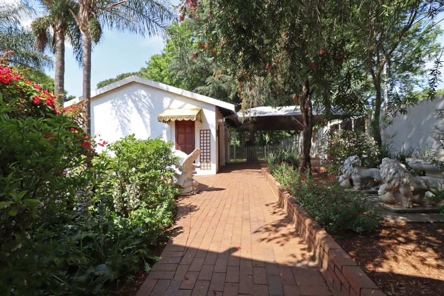 4 Bedroom Property for Sale in Bryanston Gauteng
