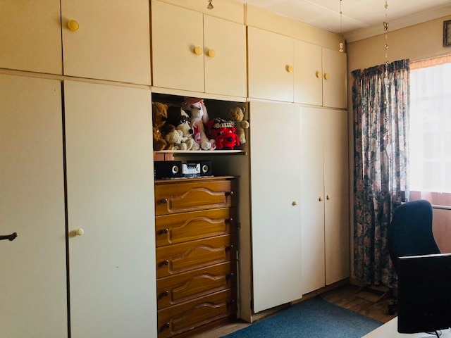 3 Bedroom Property for Sale in Paul Krugersoord Gauteng