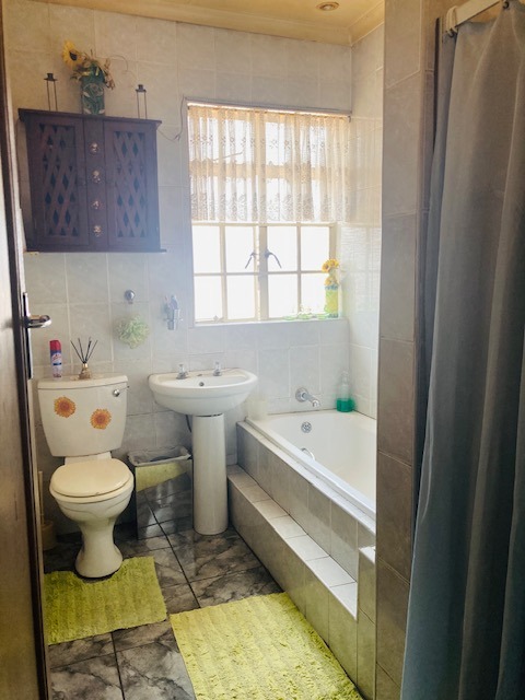 3 Bedroom Property for Sale in Paul Krugersoord Gauteng