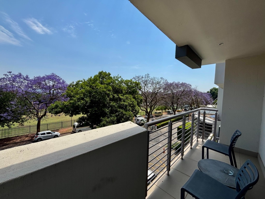 To Let 2 Bedroom Property for Rent in Rosebank Gauteng