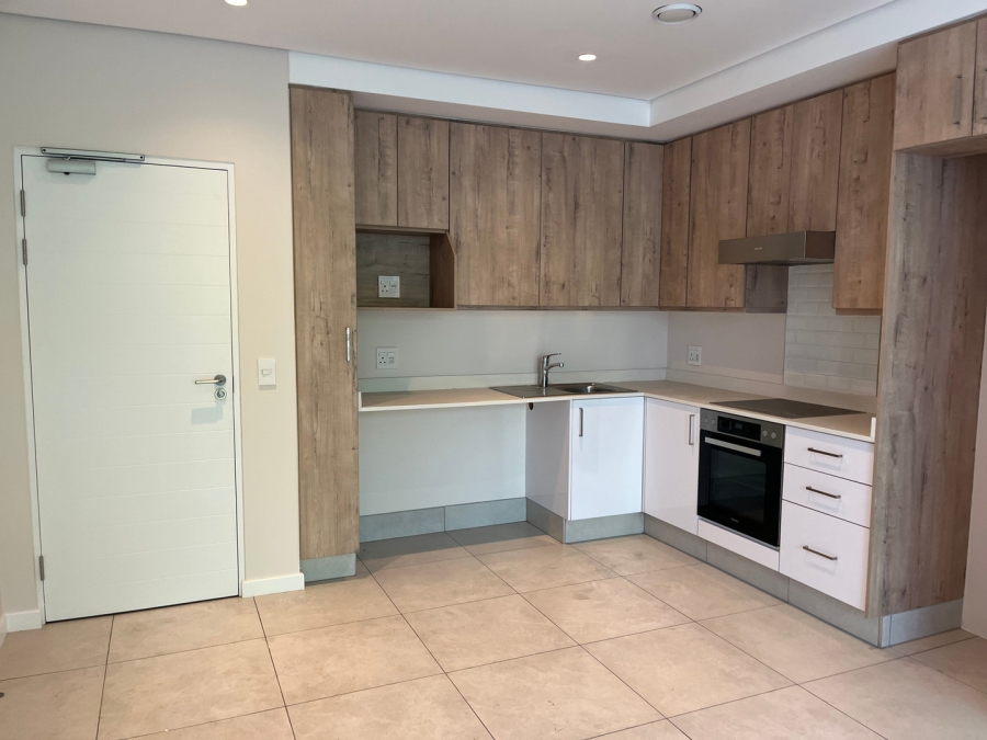 To Let 2 Bedroom Property for Rent in Parkmore Gauteng