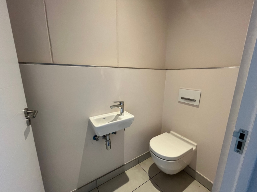 To Let 3 Bedroom Property for Rent in Parkmore Gauteng