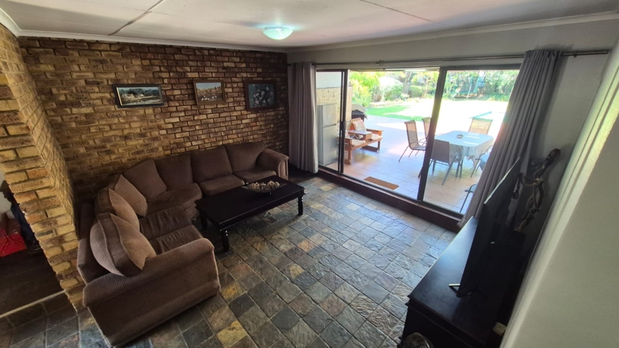 4 Bedroom Property for Sale in Eldoraigne Gauteng