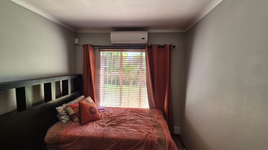 4 Bedroom Property for Sale in Eldoraigne Gauteng