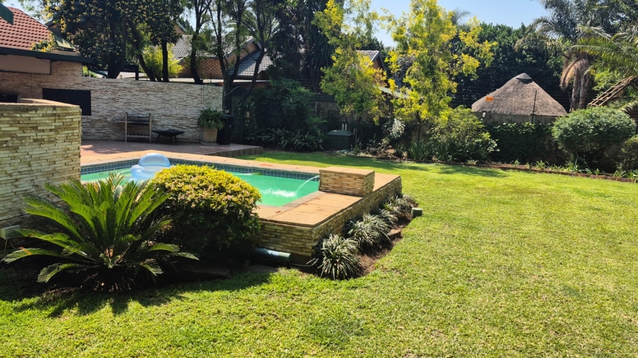 4 Bedroom Property for Sale in Eldoraigne Gauteng