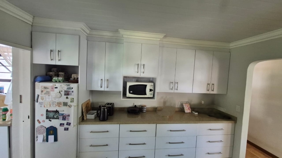 4 Bedroom Property for Sale in Eldoraigne Gauteng