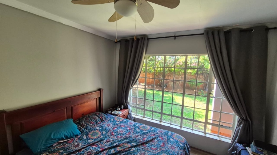 4 Bedroom Property for Sale in Eldoraigne Gauteng