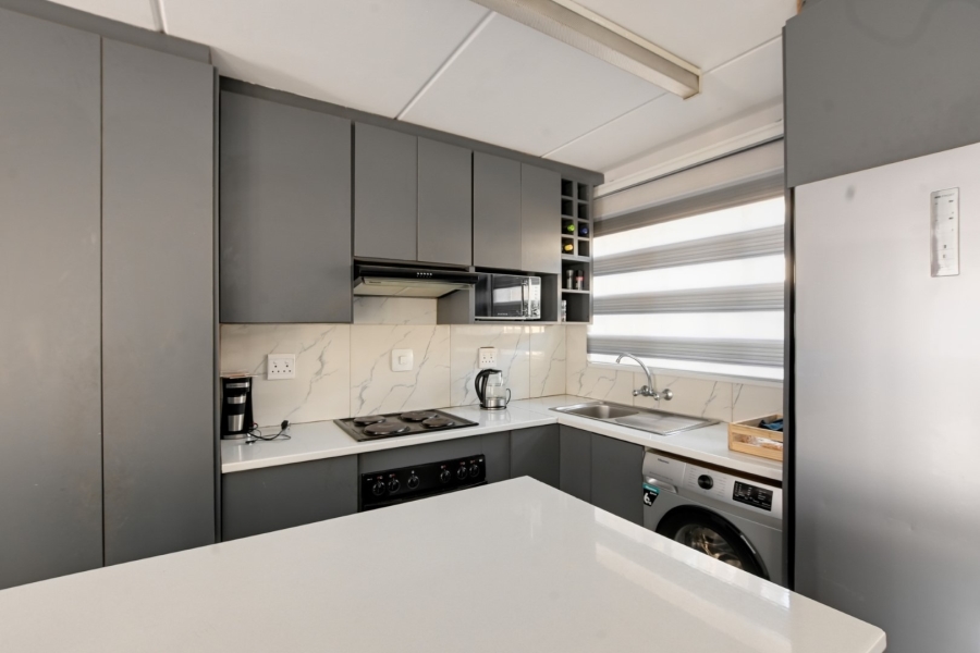 2 Bedroom Property for Sale in Sinoville Gauteng