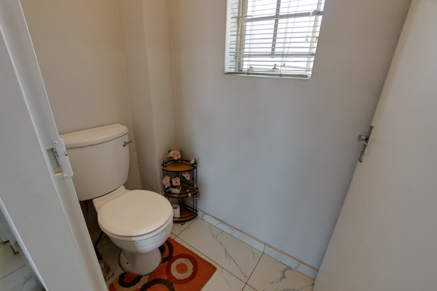 2 Bedroom Property for Sale in Sinoville Gauteng