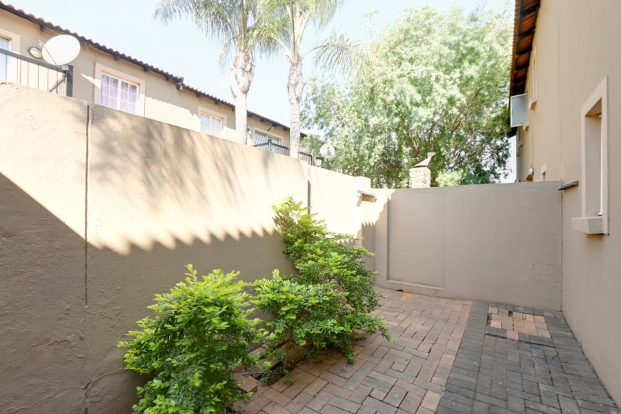 2 Bedroom Property for Sale in Sinoville Gauteng