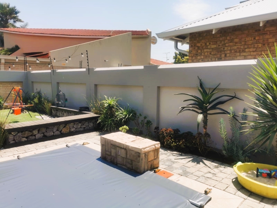 3 Bedroom Property for Sale in Beyers Park Gauteng