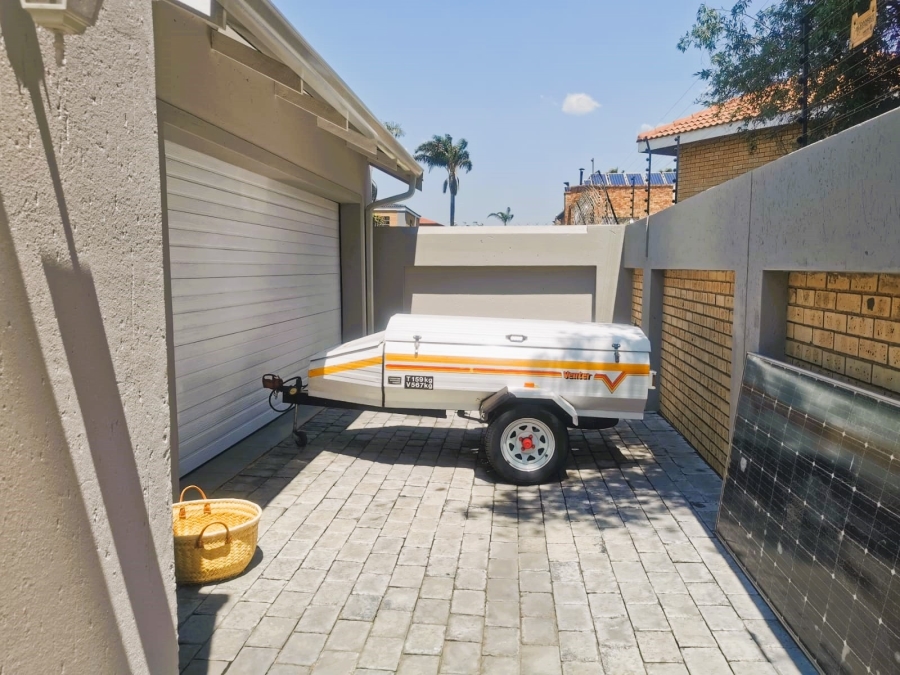 3 Bedroom Property for Sale in Beyers Park Gauteng