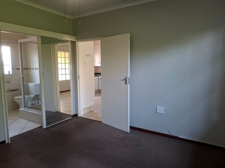 1 Bedroom Property for Sale in Marais Steyn Park Gauteng