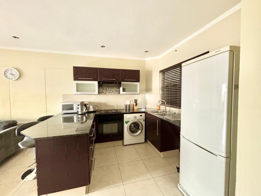 To Let 1 Bedroom Property for Rent in Sandown Gauteng