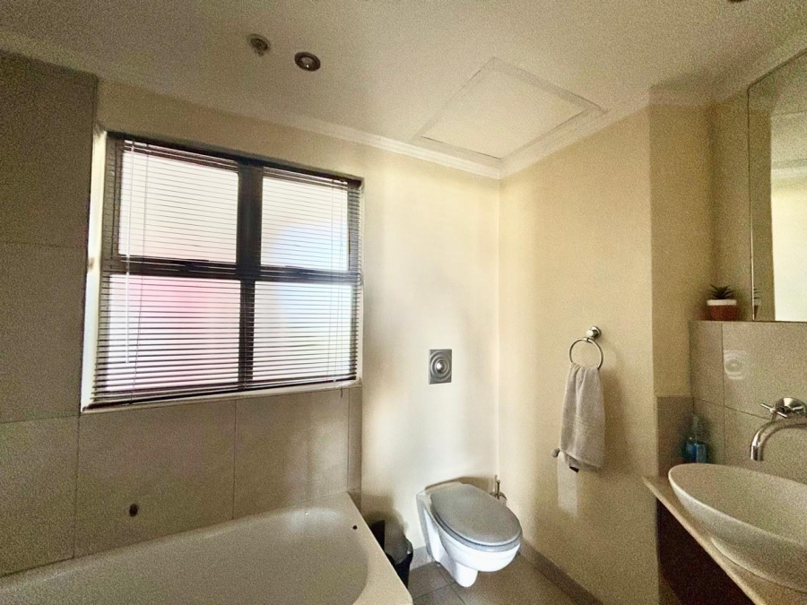 To Let 1 Bedroom Property for Rent in Sandown Gauteng