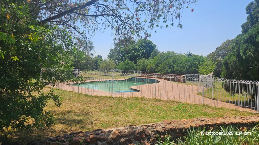 3 Bedroom Property for Sale in Golf View Gauteng