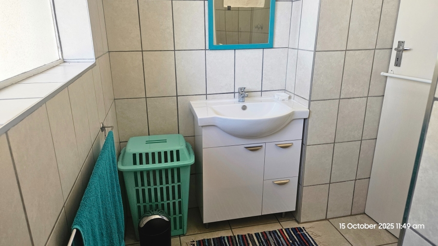 3 Bedroom Property for Sale in Golf View Gauteng