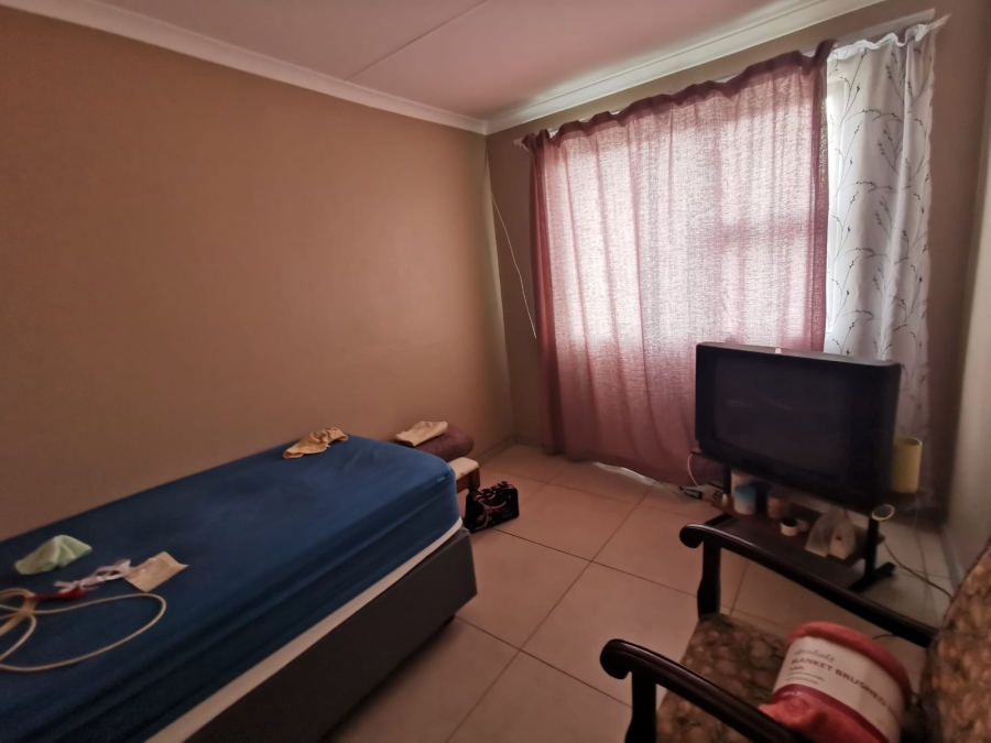 0 Bedroom Property for Sale in Brackendowns Gauteng