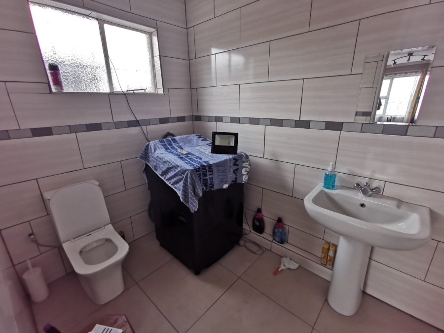0 Bedroom Property for Sale in Brackendowns Gauteng