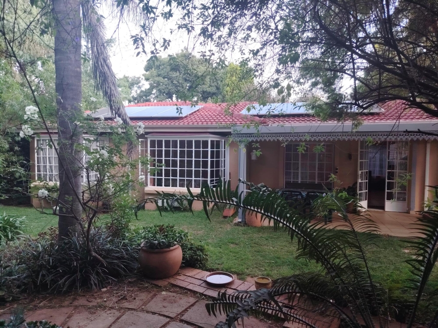 3 Bedroom Property for Sale in Glen Marais Gauteng