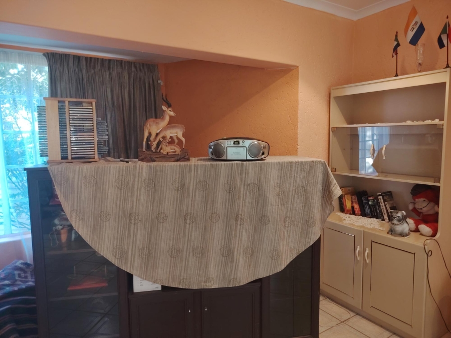 3 Bedroom Property for Sale in Glen Marais Gauteng