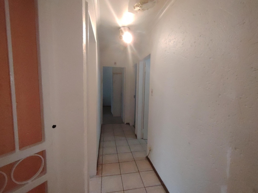 3 Bedroom Property for Sale in Glen Marais Gauteng