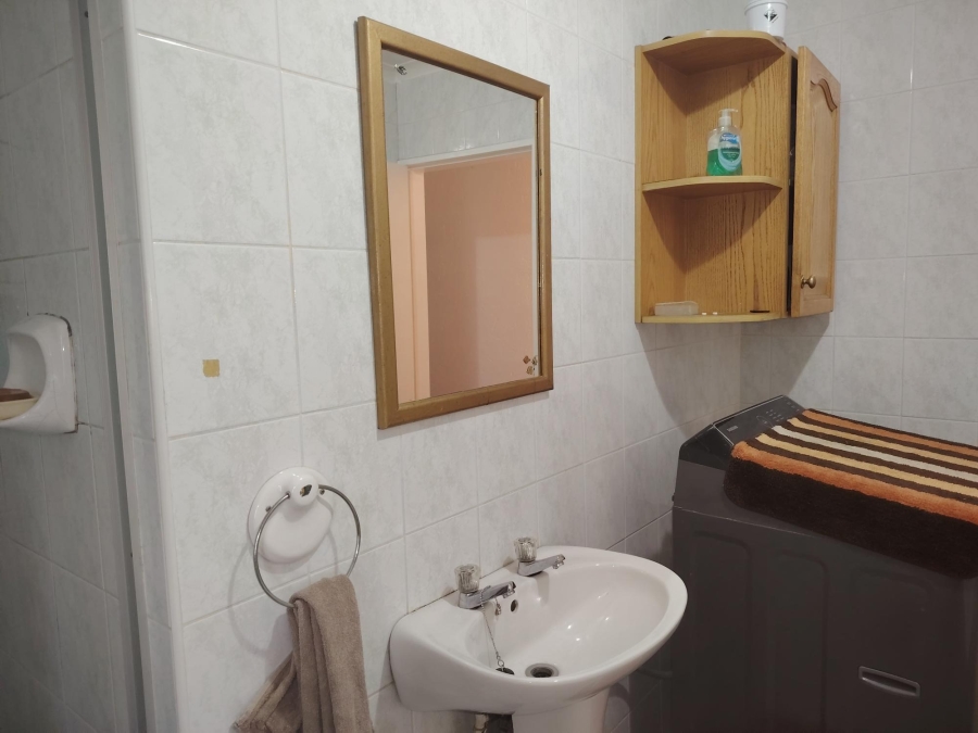 3 Bedroom Property for Sale in Glen Marais Gauteng