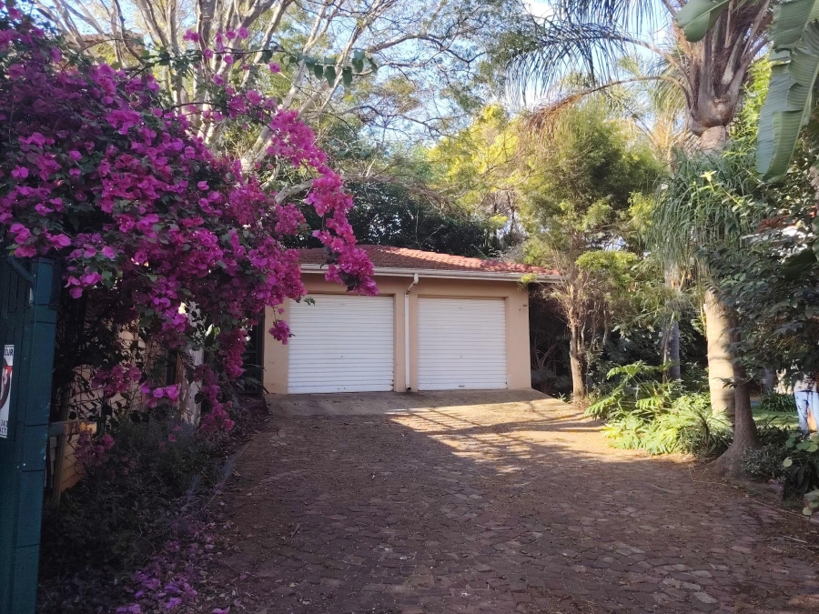 3 Bedroom Property for Sale in Glen Marais Gauteng