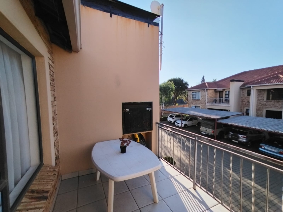 2 Bedroom Property for Sale in Randpoort Gauteng
