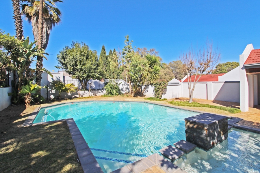 2 Bedroom Property for Sale in Rivonia Gauteng