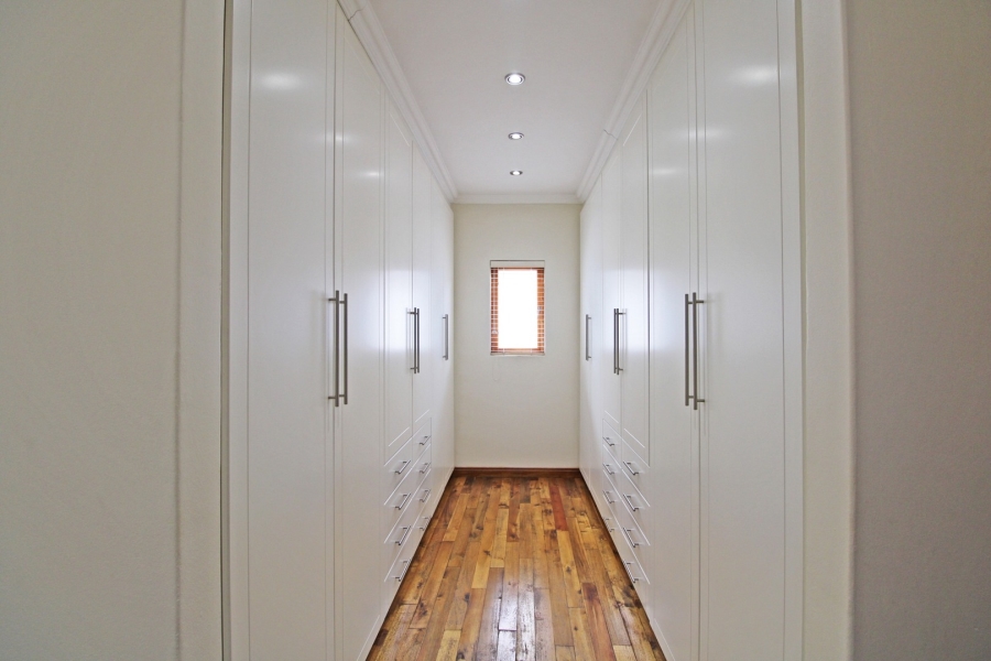 3 Bedroom Property for Sale in Bryanston Gauteng