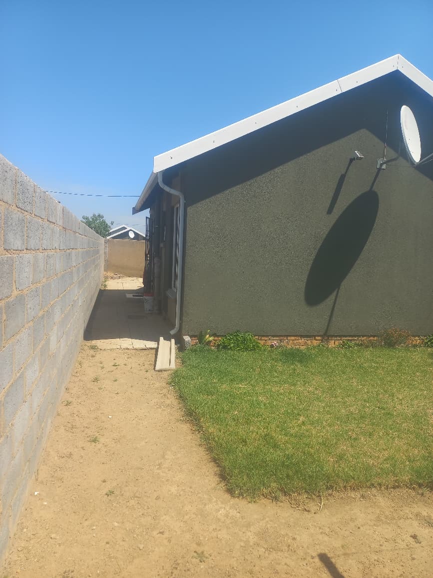 2 Bedroom Property for Sale in Savanna City Gauteng