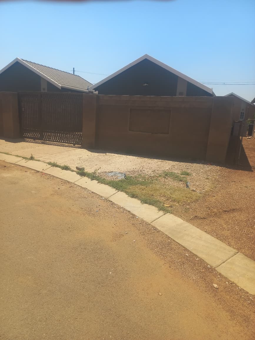 2 Bedroom Property for Sale in Savanna City Gauteng