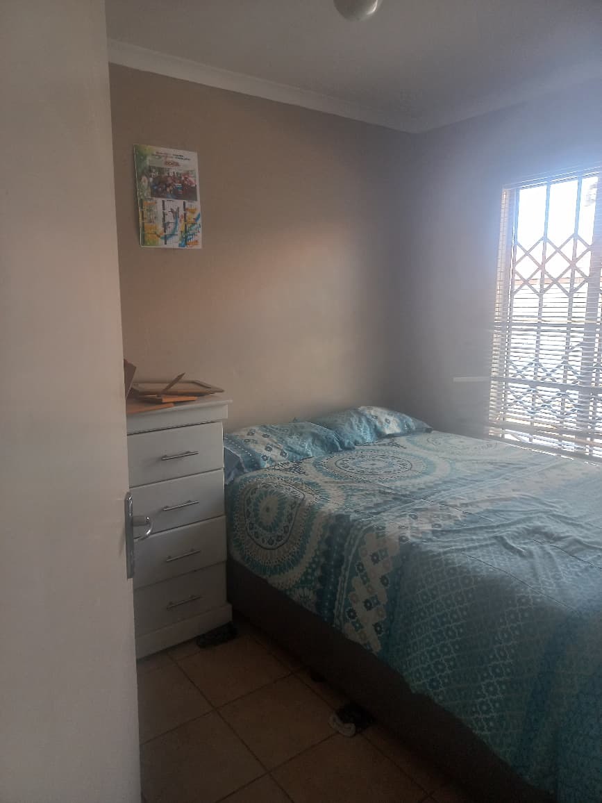 2 Bedroom Property for Sale in Savanna City Gauteng
