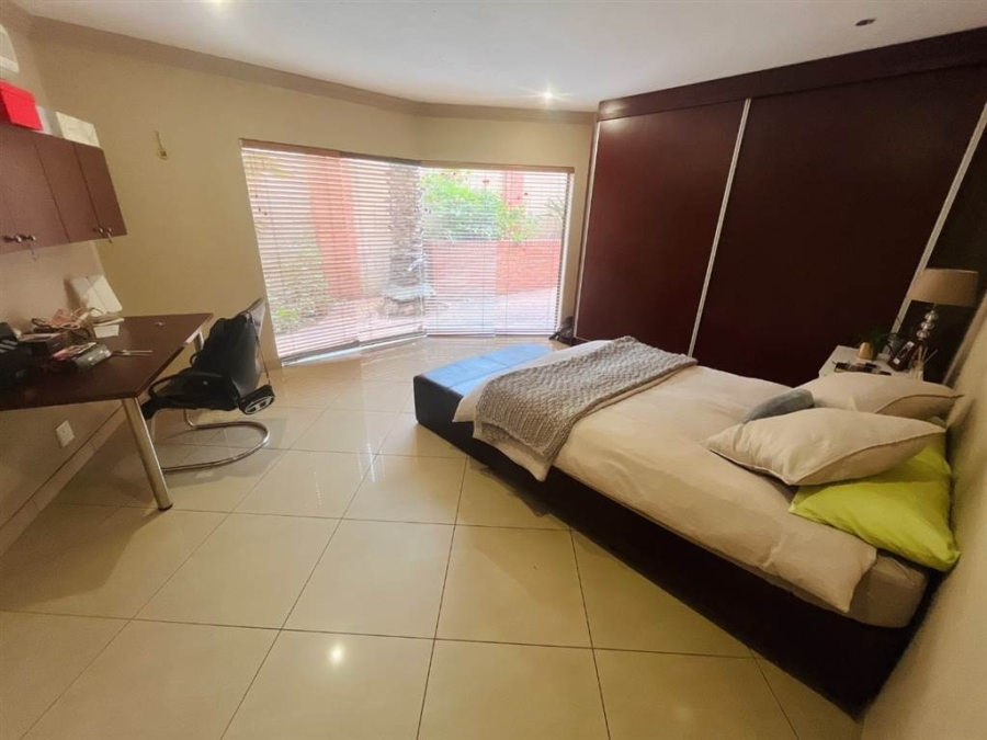 5 Bedroom Property for Sale in Meyersdal Gauteng