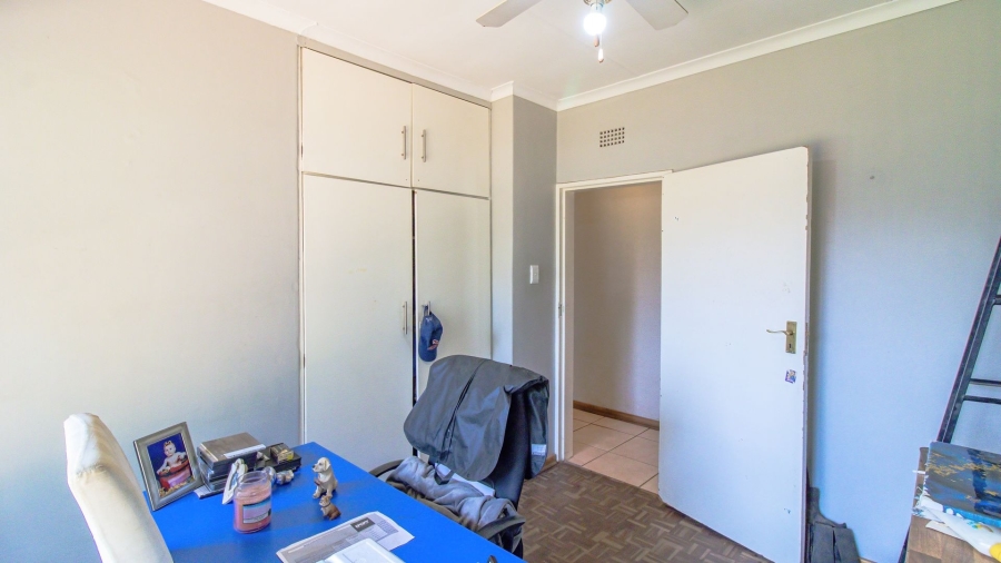 3 Bedroom Property for Sale in Brackendowns Gauteng