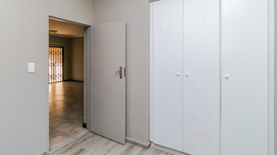 3 Bedroom Property for Sale in Grand Central Gauteng