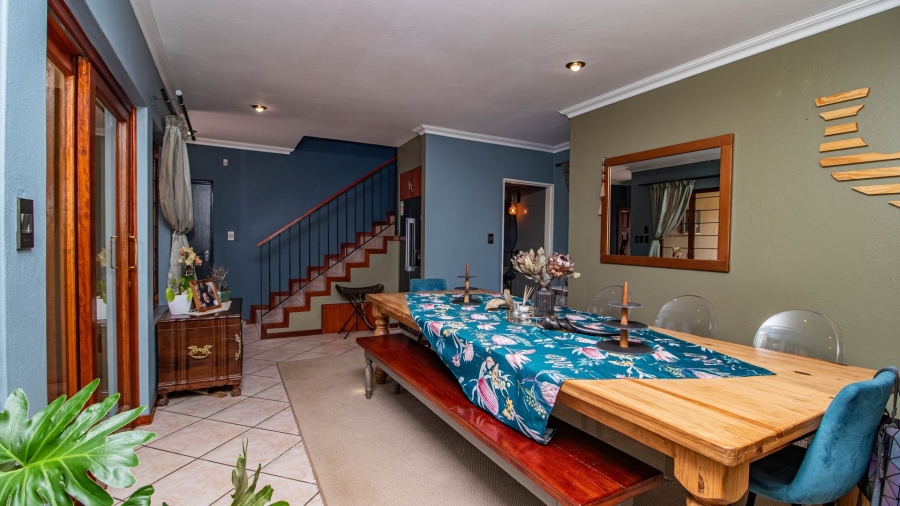 4 Bedroom Property for Sale in Bonaero Park Gauteng