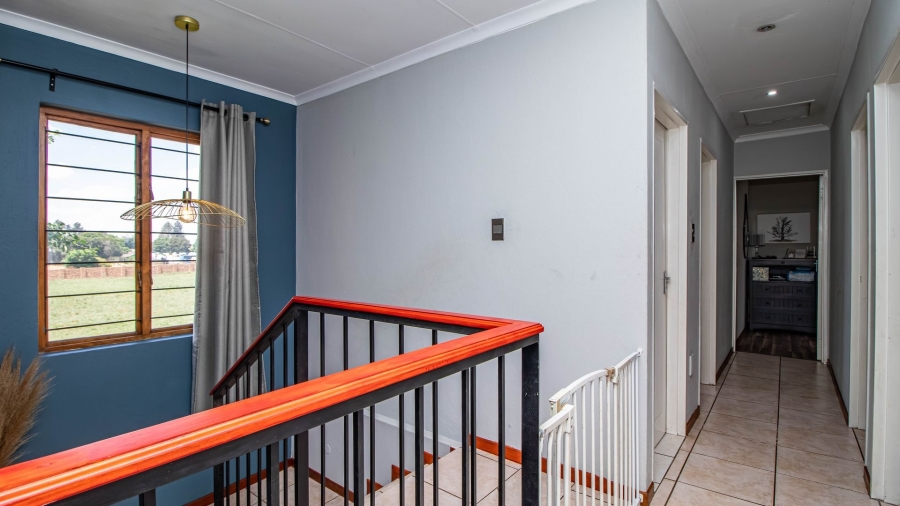 4 Bedroom Property for Sale in Bonaero Park Gauteng