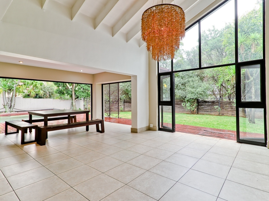 4 Bedroom Property for Sale in Dainfern Golf Estate Gauteng