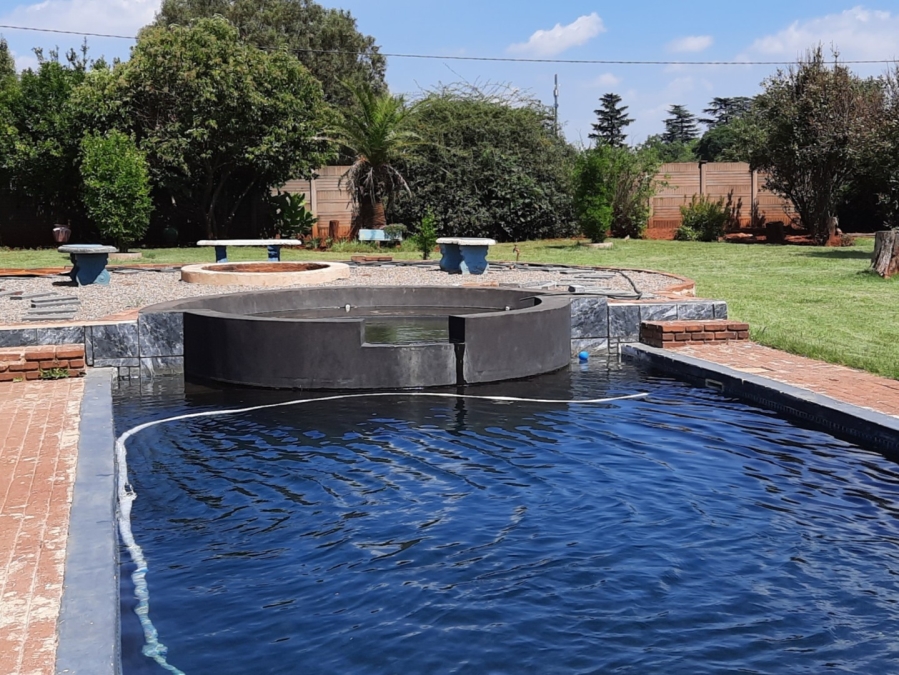 4 Bedroom Property for Sale in Rosashof Gauteng