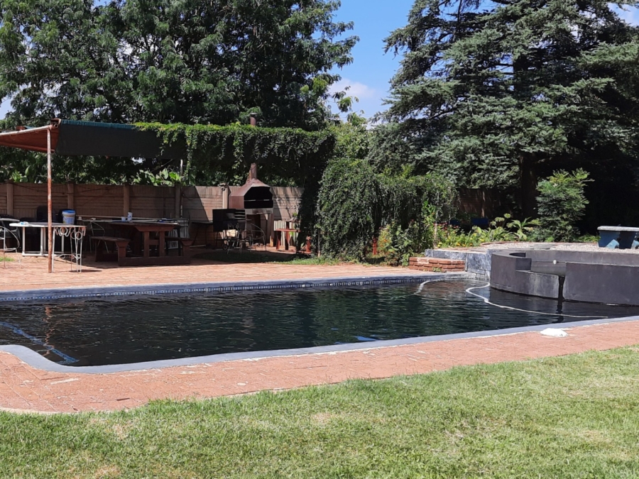 4 Bedroom Property for Sale in Rosashof Gauteng