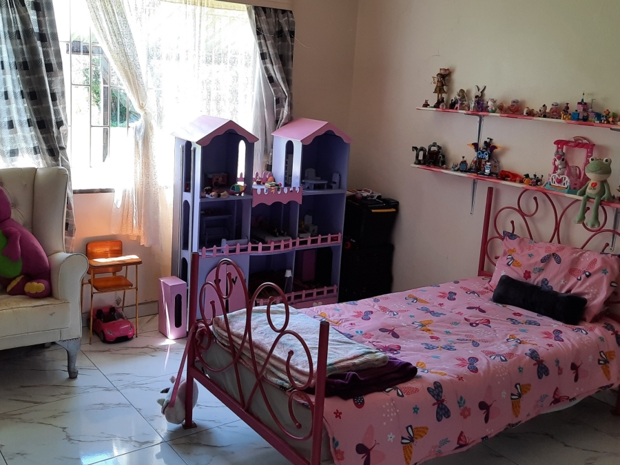 4 Bedroom Property for Sale in Rosashof Gauteng