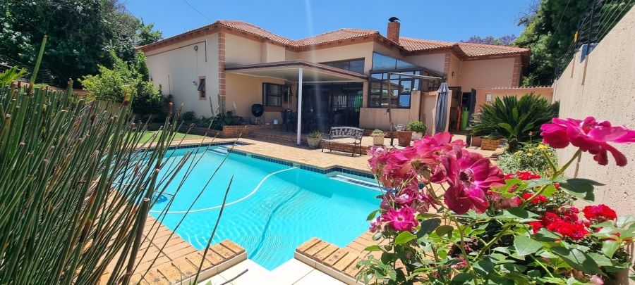 4 Bedroom Property for Sale in Sunward Park Gauteng