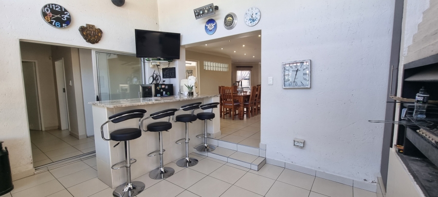 4 Bedroom Property for Sale in Sunward Park Gauteng