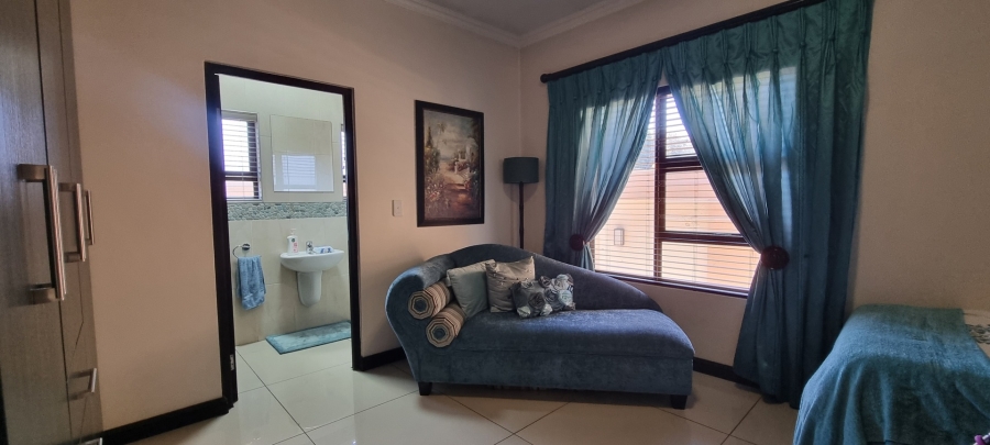4 Bedroom Property for Sale in Sunward Park Gauteng