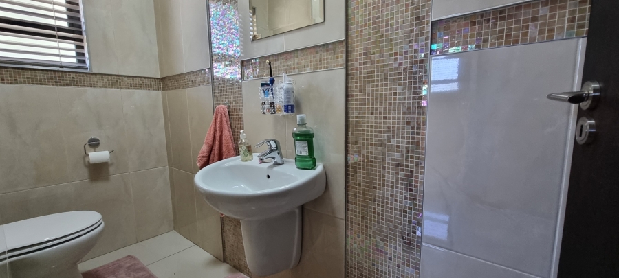 4 Bedroom Property for Sale in Sunward Park Gauteng