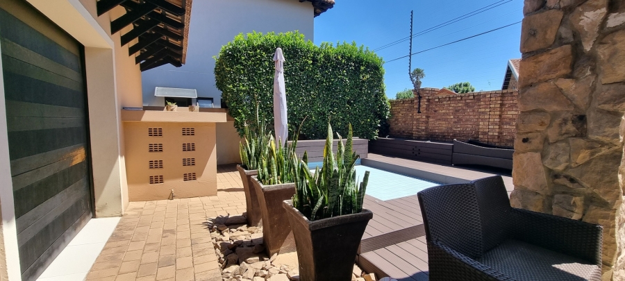 4 Bedroom Property for Sale in Sunward Park Gauteng