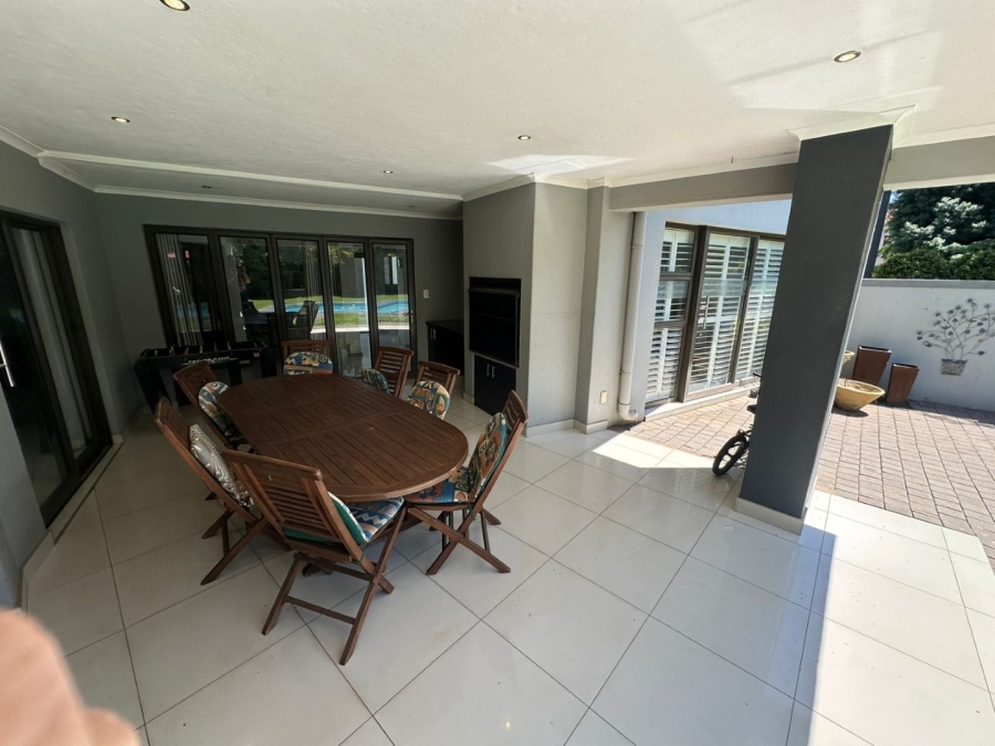 6 Bedroom Property for Sale in Midfield Estate Gauteng